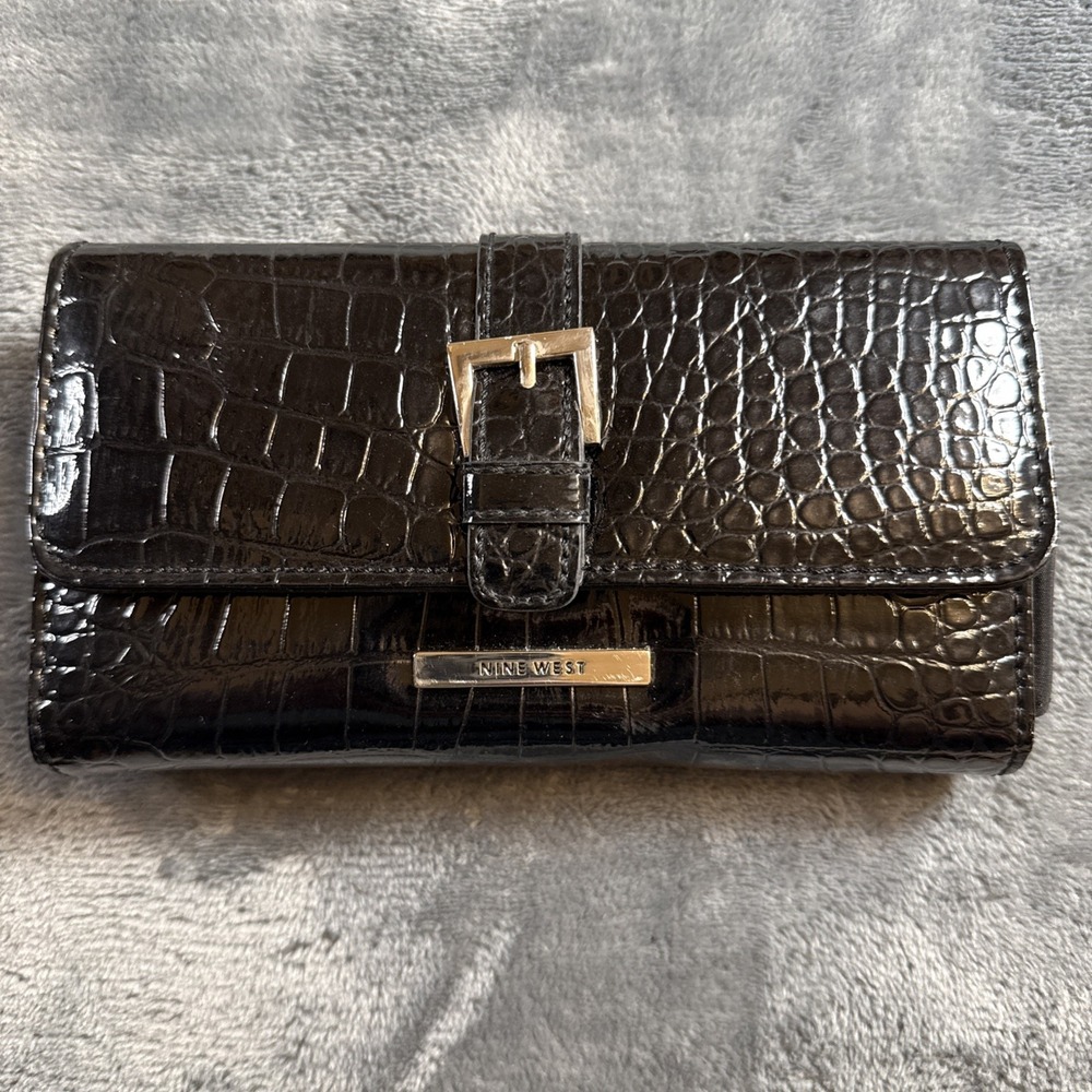 Vtg Nine West Tri Fold Wallet Clutch Black Crocodile Embossed Print Y2k Buckle